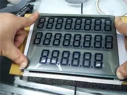 段碼液晶屏都有哪些形狀? 液晶顯示屏生產(chǎn)廠家怎么選?